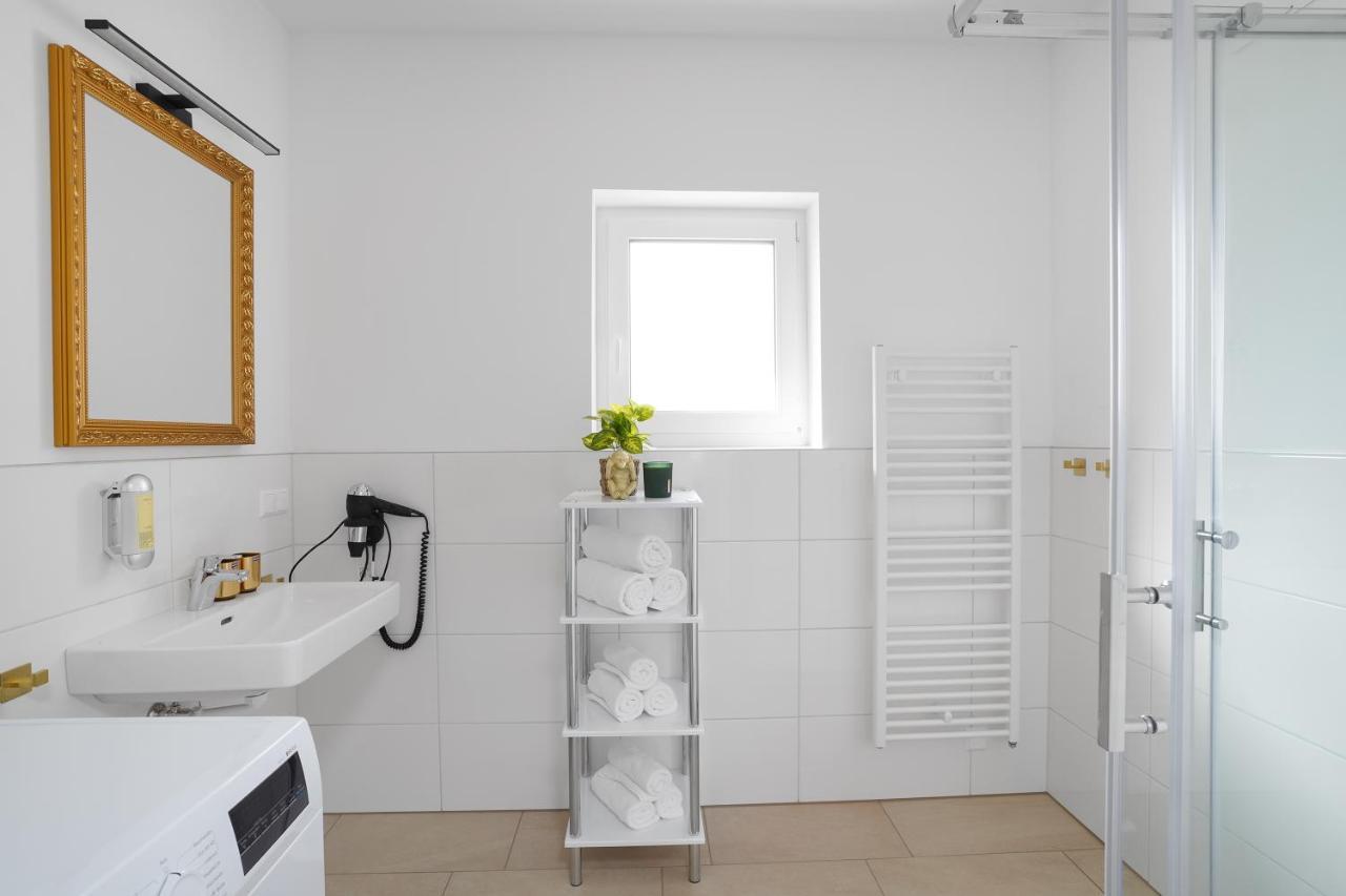 Ct-Gold Apartments - Villach Malina - Nahe Atrio Und Therme Bagian luar foto